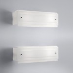 Paire d'appliques modele 314 en perspex blanc de Jean-Boris Lacroix edition Luminalite