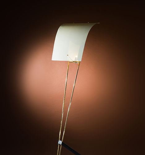 2_Lampadaire_cerf_volant_de_Pierre_Guariche.jpg