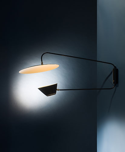 3_Applique_a_double_bras_et_reflecteur_laque_noir_Robert_Mathieujpg.jpg