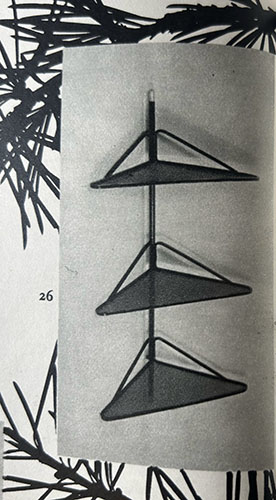 z_Doc_etagere_de_Mathieu_Mategot.jpg