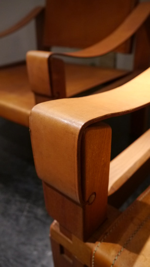 chapo-pierre-fauteuil-cuir-1960-guilhem-faget-4.jpg